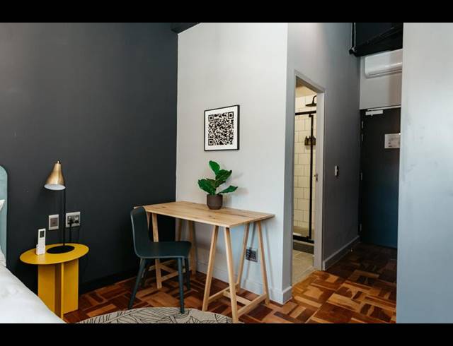 1 BEDROOM PROPERTY TO RENT IN FORESHORE